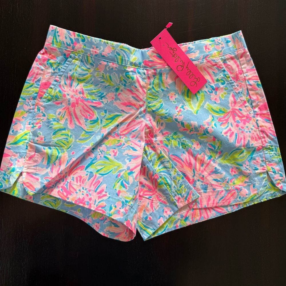 Lilly Pulitzer Pink and Blue Floral Women's Shorts - Picture 1 of 5